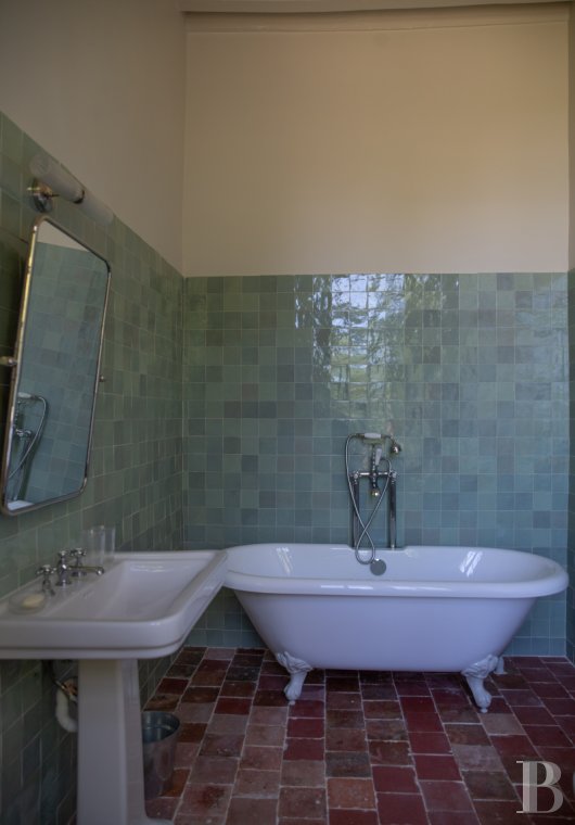 A château and its outbuildings in walled grounds to the north-east of Falaise, in Calvados - photo  n°20